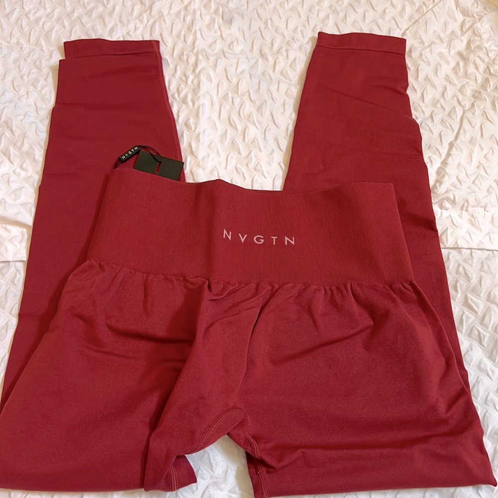 NVGTV Carmine Solid Seamless Leggings “M”